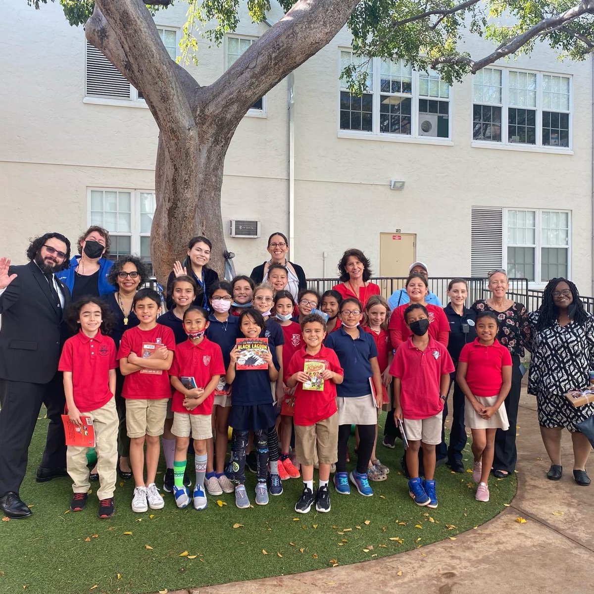 Miami Beach Police tweet media