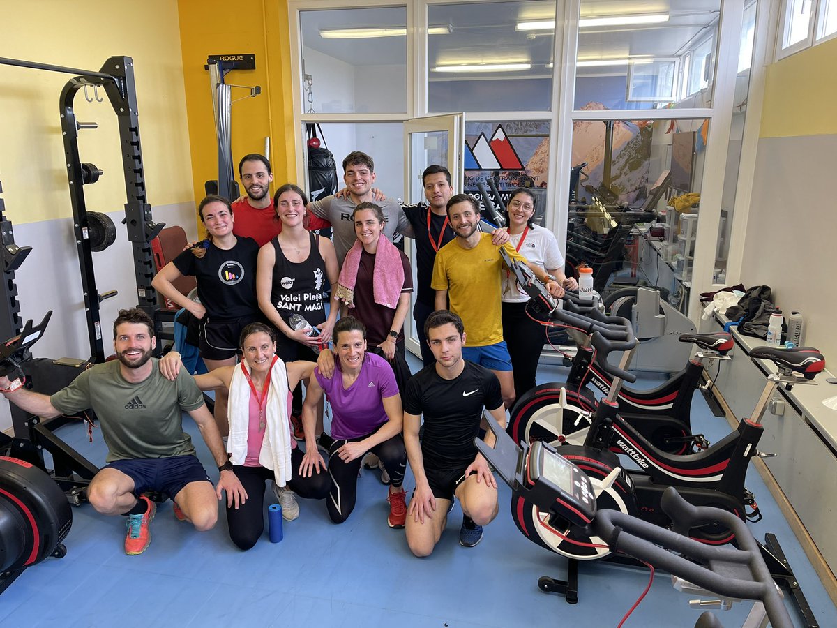 Gran experiencia en #fontromeu con <a href="/puppysta1975/">Mar Rovira</a> y los nadadores del  <a href="/CN_Sabadell/">CN Sabadell</a> concentrados allí #studytrip <a href="/AlumniFPCEEB/">Alumni FPCEE Blanquerna</a> <a href="/BlanquernaCAFE/">Blanquerna CAFE</a>