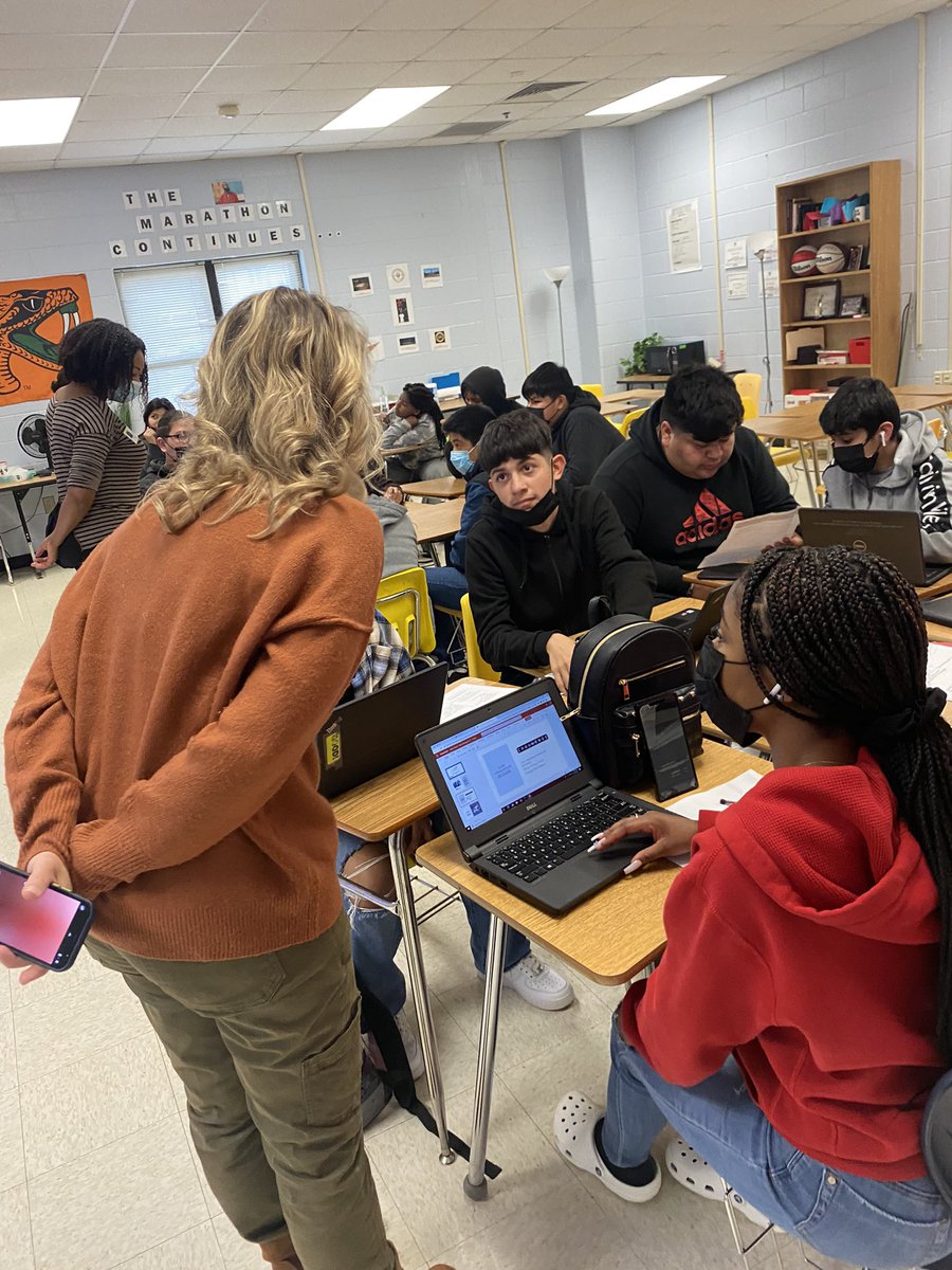 3DE@Tri-Cities today was visited by Delta Airline’s employees. Thank you for helping our scholars achieve greatness. @thompson_levar <a href="/3deTriCities/">3DE Tri-Cities</a> <a href="/Tri2025/">Tri-Cities 2025</a> @LettMeLeadTC <a href="/LSimmons1920/">Latasha Simmons</a> @educatorLocke