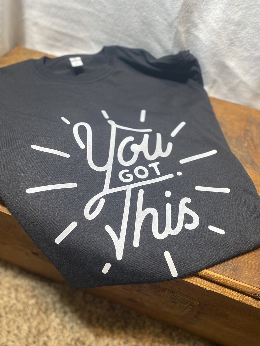 YOU GUYS! 
I just added a $10 &amp; under tab on my website!! 
There’s several items in it!!! 
Run and check it out!!! 
Link in my bio ❤️⚡️