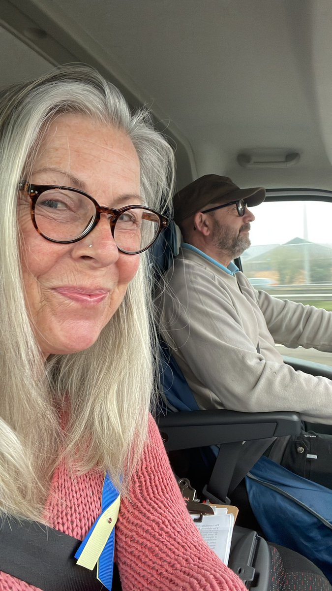 Allowed out of the office today! On a road trip to deliver to the fabulous <a href="/maggiesmanc/">Maggie's Manchester</a> and the talented head gardener <a href="/Kathryn77931540/">Kathryn the Gardener</a> 🚚🪴👌