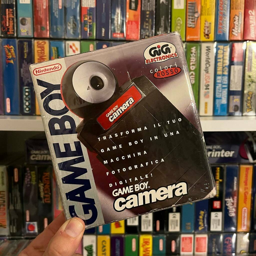 retropunk88's tweet photo. Is the #GameBoy #Camera a game?
.
.
.
#nintendo #twitch #nostalgia #retro #gamer #retrogaming #retrogames #retrogamer #videogames #nerd #geek #gameboycolor #nes #snes #8bit #90s #handheld #canon #ゲームボーイ https://t.co/nLBNYambKj https://t.co/j977SvPeEo