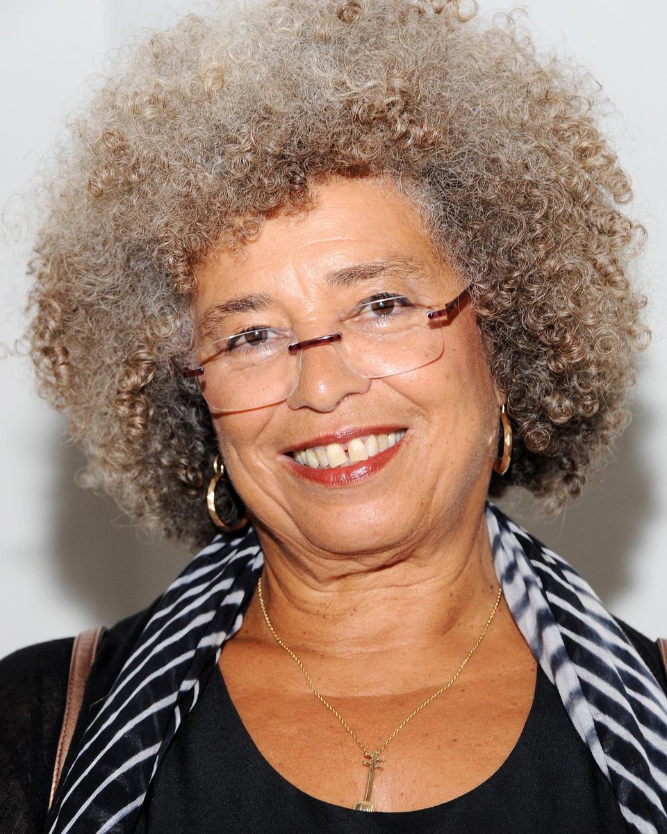 blackinfonet's tweet photo. #BlackWomanCrushWednesday 👑❤️ 

Today's #BWCW is the formidable political activist, author, philosopher, and scholar #AngelaDavis. 

She has been inducted into the @WomensHall, was @TIME’s 1971 "Woman of the Year," &amp; was in the "100 Most Influential People In The World" issue. https://t.co/csy1JOZFkt