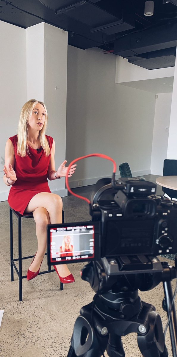 _DrJodie_'s tweet image. So good to be filming with the DMARGE team this week talking about men’s mental health and the importance of building Mind Strength. Men’s mental health is a serious matter. #MindStrengthMethod