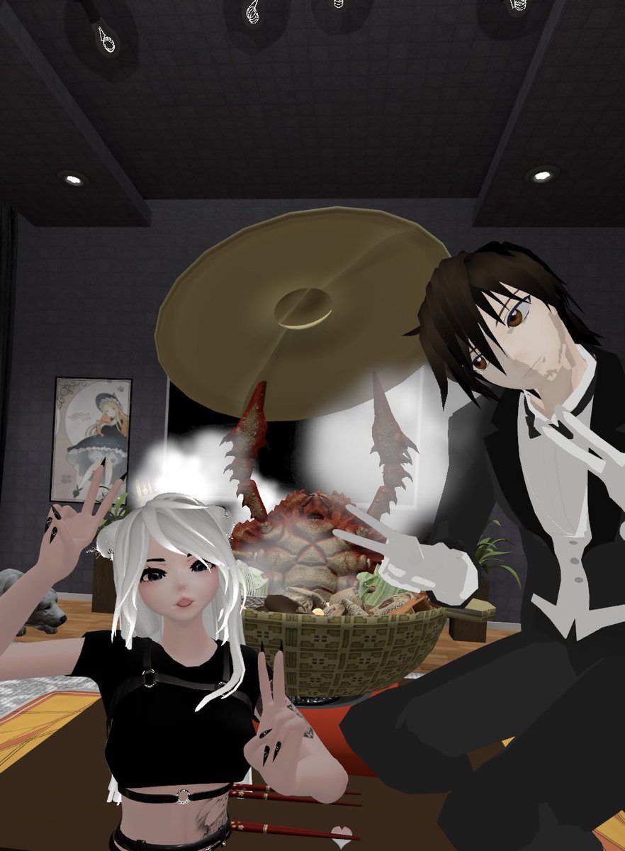 gibbythebutler's tweet photo. Really appreciate my friend here and we took picture with crab 🤗✨🦀
#vrchat #vrchatquest2 #vrchatavatar #vrchatcommunity https://t.co/RkG0I7u21W