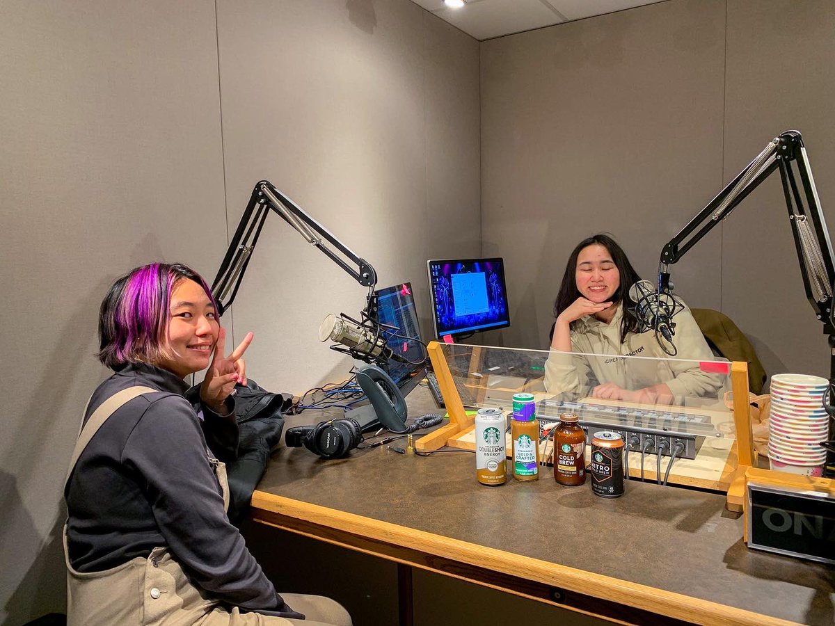 ptb_live's tweet photo. BTS of Grab n Grove’s 3rd episode! Next week you’ll find out what we think of these Starbucks drinks ☕️ Do you like coffee?! 
•
•
•
•
•
@uop_comm @uopstudentlife #ptblive #pacifictigerbroadcasting #universityofthepacific #uop #uopacific #gotigers #radio #broadcasting https://t.co/JFLAfUpqPJ