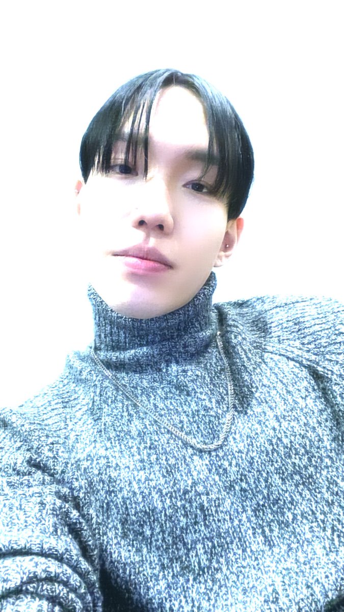 fromtheblue3's tweet photo. Miss you https://t.co/vdBkEwOtL3