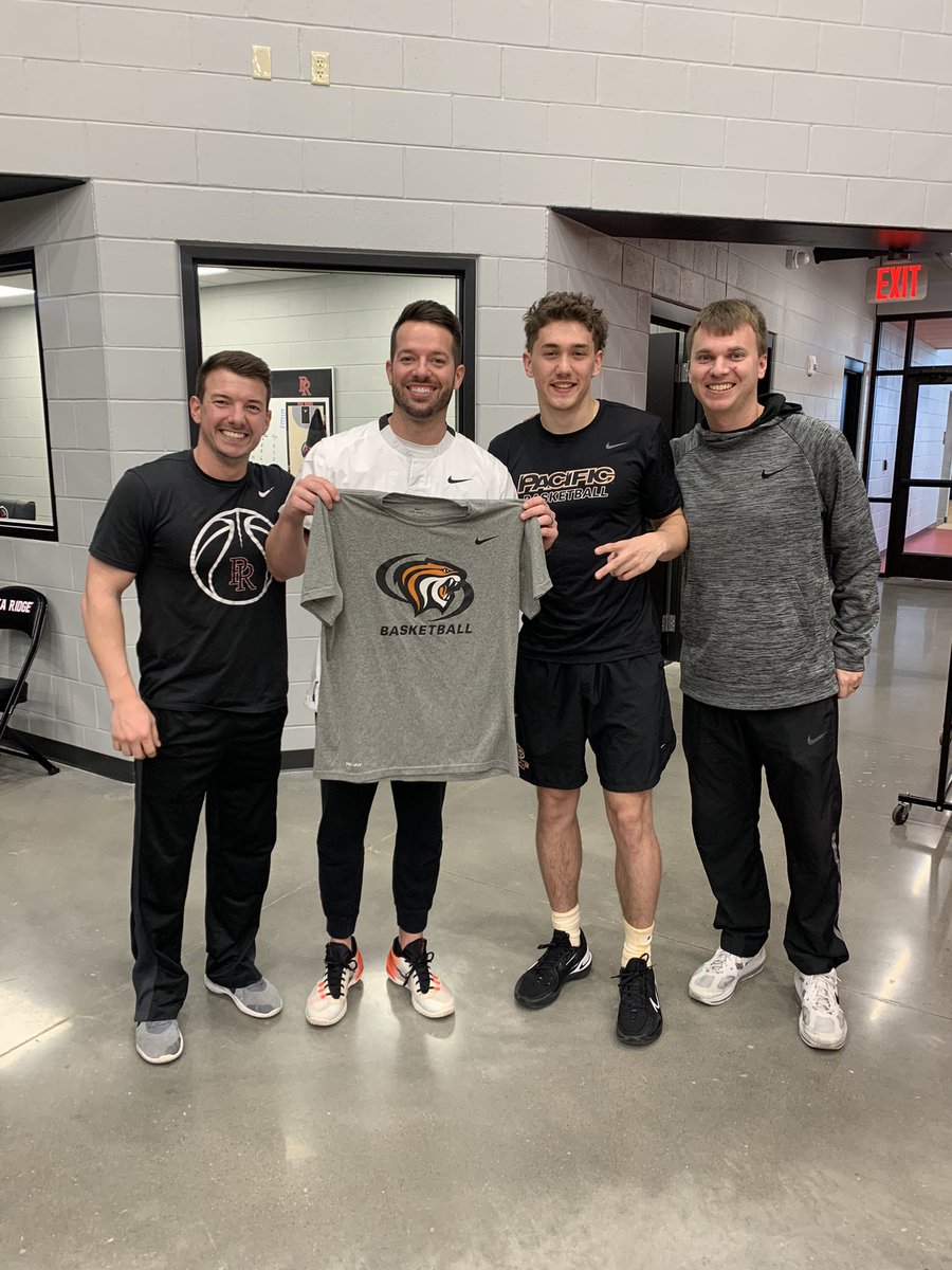 Coach_TLoyd's tweet photo. Awesome seeing our guy @greydon_edwards at practice! Finally got that Pacific Basketball gear in! https://t.co/e9ivLGOQXH