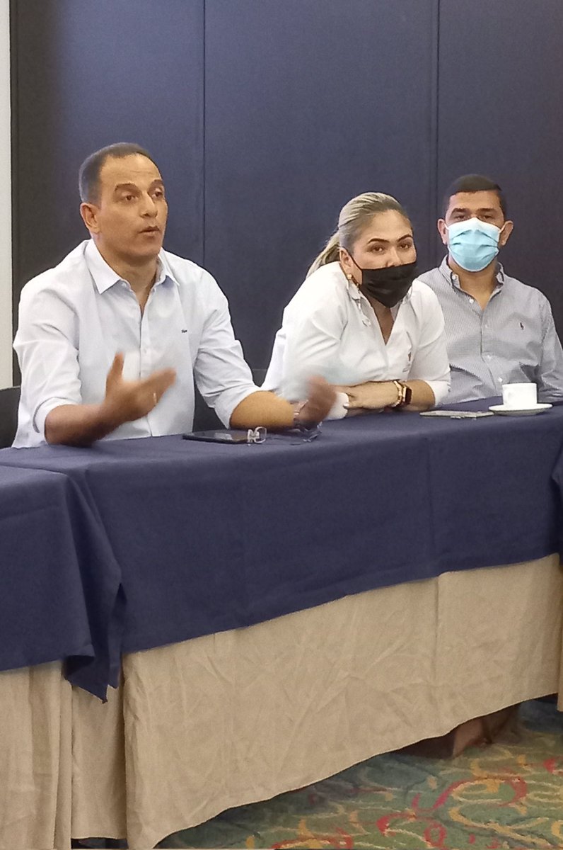 MagiaVallenataV's tweet photo. Nos sentimos muy complacidos d tener a @comfacesar como aliado estratégico para seguir trabajando en posicionar a #Valledupar y @DptoDelCesar como un destino turístico a nivel nacional e internal
Sabemos q esta alianza redundará en gran beneficio para el sector del #Turismo https://t.co/FVAIHsWxa0