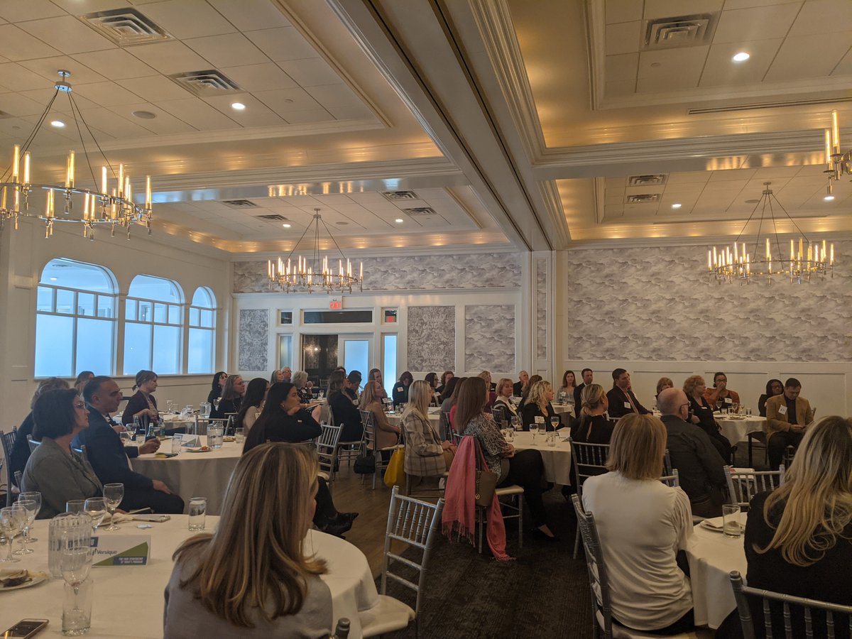 Sample_Anne_OSU's tweet image. Many thanks to HR Executive Forum for hosting today’s insightful conversation. It is so incredible to be at an in-person networking event. I’m honored to join a panel conversation about talent management in 2022 and beyond.

 #hrexecutives #hrleadership #hrleaders #event