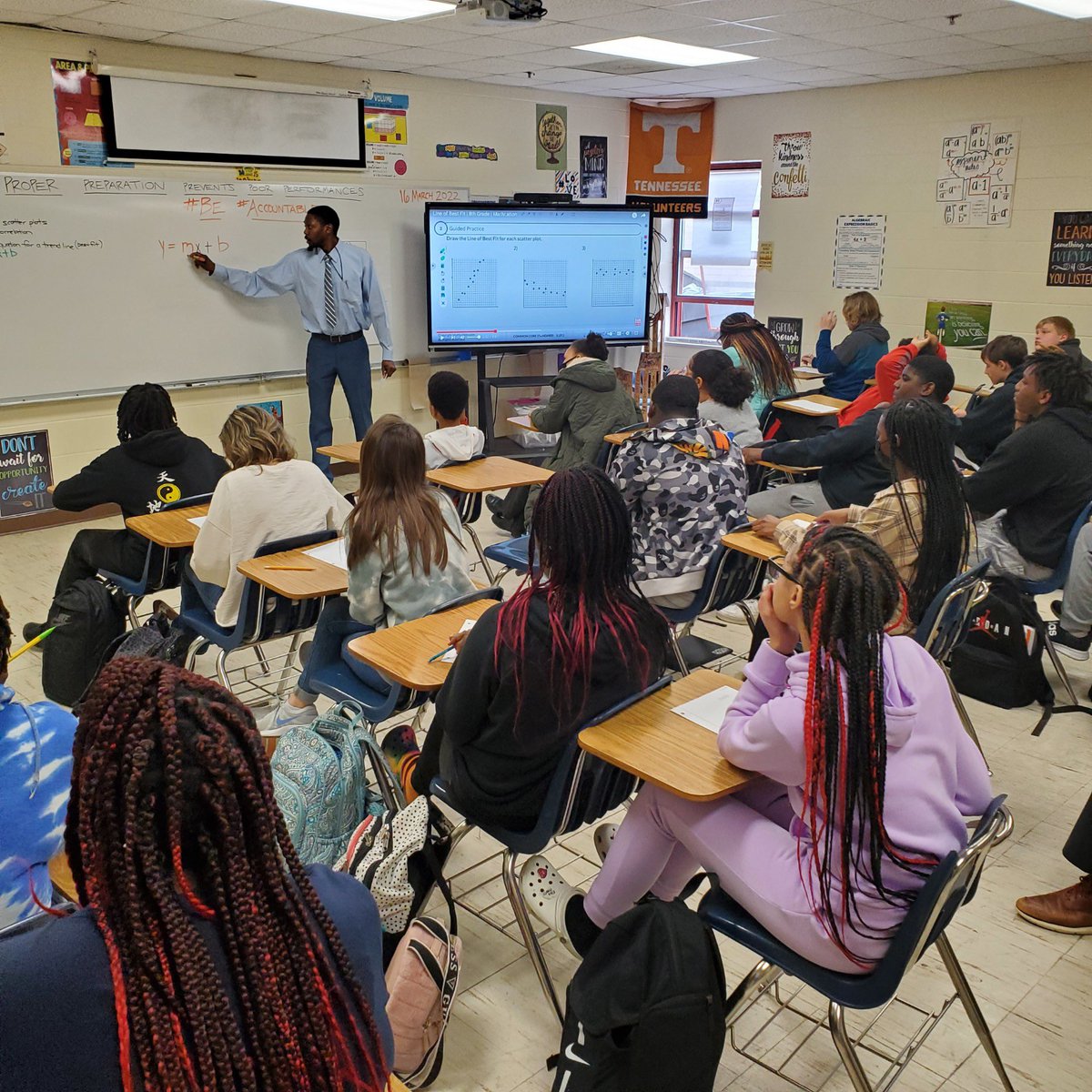 ChrisMorris___'s tweet photo. Laser focused!  “Intentional” with evaluating  the Major Work of the Grade.  Instructional Focus Documents are our friend. #StrongerTogether #Academics #Gametime @TCSchools_ @HeastonMarcus @CMSCovTn @iluvmy3crowson https://t.co/1l7tgWr2Un