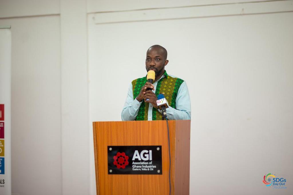SDGsPresidency's tweet photo. Welcome remarks given by the Volta and Eastern Regional Chairman of AGI, Mr Dela Gadzanku
#SDGsDayOut
#SDGsHo
#leaveononebehind
#sdgs
#Ho
#globalgoals https://t.co/nbJw8LvD5d