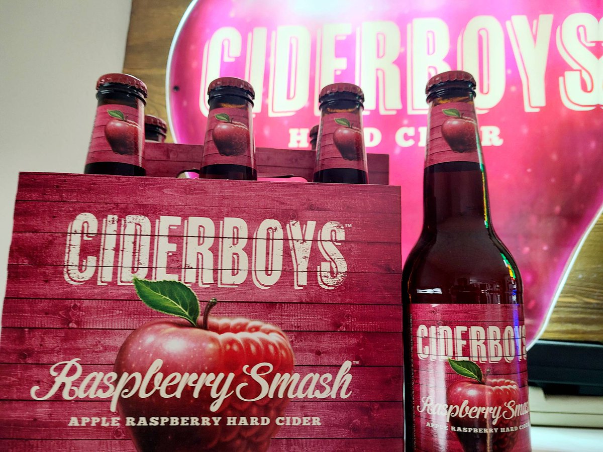CiderboysCider's tweet photo. Brighten up your week with Ciderboys Raspberry Smash. #ciderboys #raspberrysmash https://t.co/dSPtjnDeiG