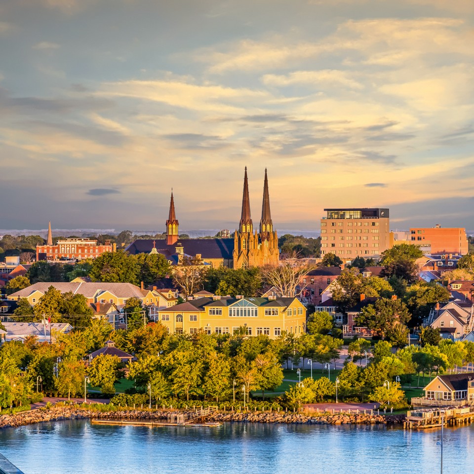 SuttonGroup's tweet photo. Time for another round of Guess that Canadian City!
Here's a few clues:
🇨🇦 Capital of PEI
🇨🇦 Frequently referred to as the “birthplace of Canada”
🇨🇦 Situated at the confluence of three rivers
Can you guess? ⭐ #SuttonGroup #SuttonRealty #iAmASuttonAgent https://t.co/ZV5Dv07rZe