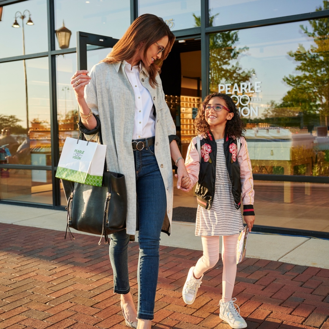 Set your sights on new spectacles this spring! 👓🌼💚 Enjoy free lenses for kids &amp; 40% off lenses for adults. Offer ends 3/31/2022. Visithttps://tinyurl.com/yckpuuve for details. <a href="/PearleVision/">Pearle Vision</a>