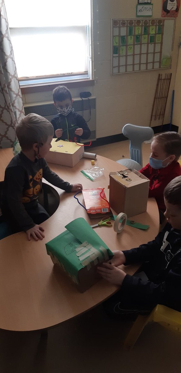 MsYoung_Kinder's tweet photo. Lots of hard work, critical thinking, and creativity going into these leprechaun traps!
#creativity #Kindergarten #deeplearning @Elwoodelementar @NLESDCA https://t.co/aAJAWqpPJK