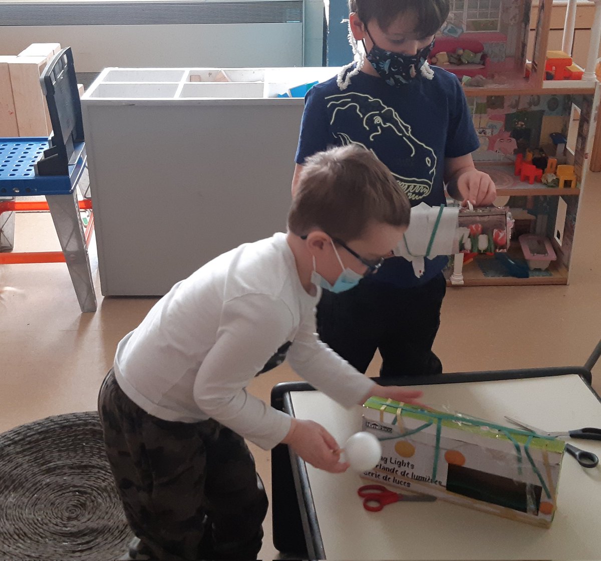 Lots of hard work, critical thinking, and creativity going into these leprechaun traps!
#creativity #Kindergarten #deeplearning <a href="/Elwoodelementar/">Elwood Elementary</a> <a href="/NLESDCA/">NLESD</a>