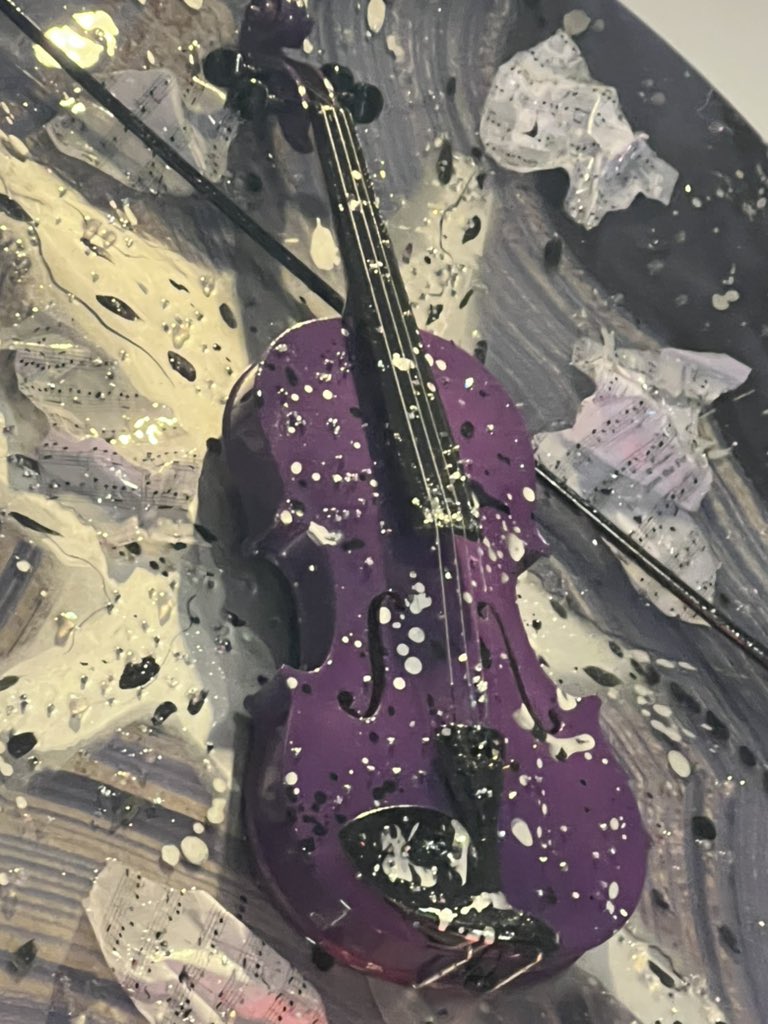 Sh1vify's tweet photo. Found cool art at a store https://t.co/Jy0SsBZUal