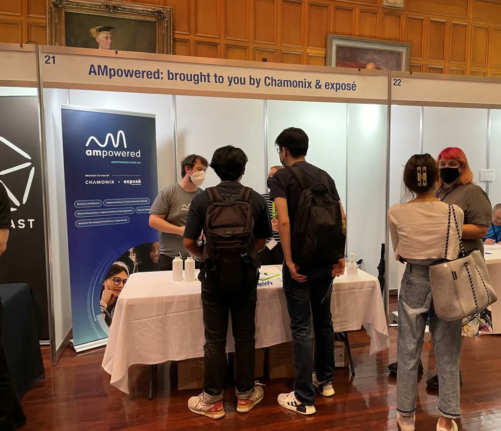 ExposeData's tweet photo. At the University of Adelaide Careers Expo yesterday, #AMpowered graduates Esac Eden, Martin Monis and Heidi Hasting spoke to students about life as a grad at exposé & Chamonix!
#exposedata #wedodata #techcareers #UniversityofAdelaide #careers https://t.co/AtNVdHxrtf