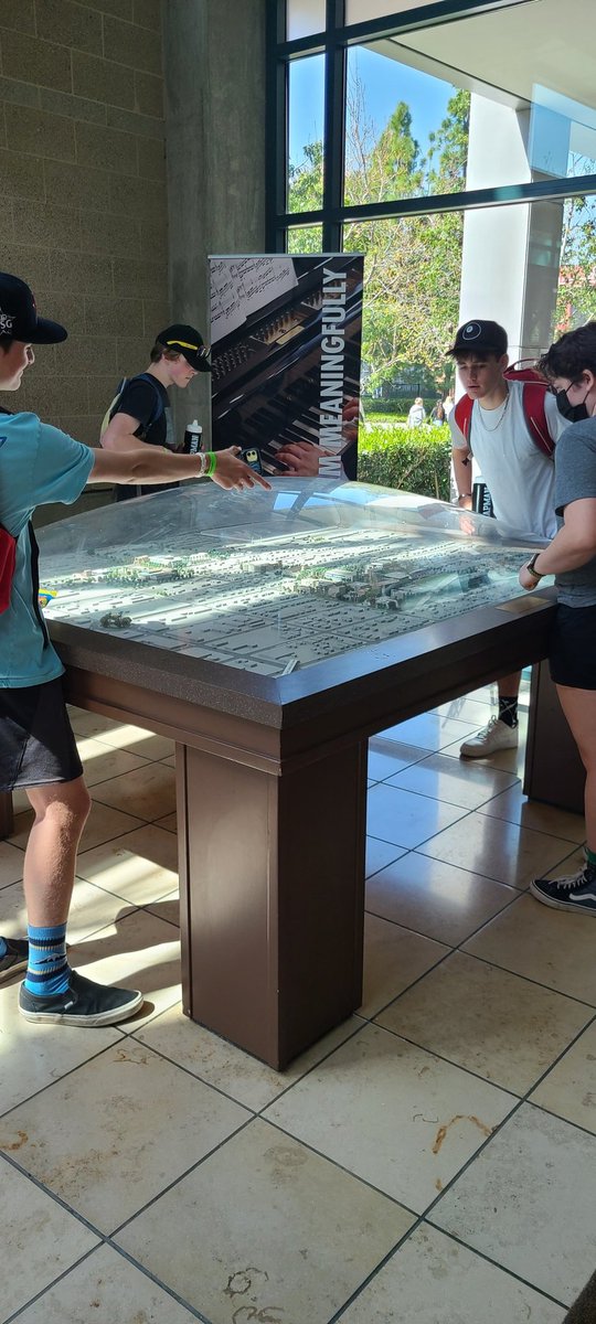 MsHandTeacher's tweet photo. We had a tremendous visit at @ChapmanU where we got a tour not just of main campus, but also of Dodge College of Film Studies, one of the nation's top five film schools. #LAWint22 @Dawson_School https://t.co/XPamuHLx7c