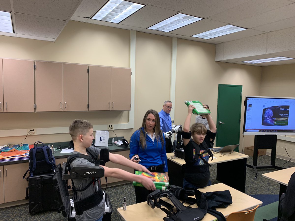 frcswilde's tweet photo. Career Day was great! We had 16 presenters in today. #WARH https://t.co/Hpsgq9fZnW