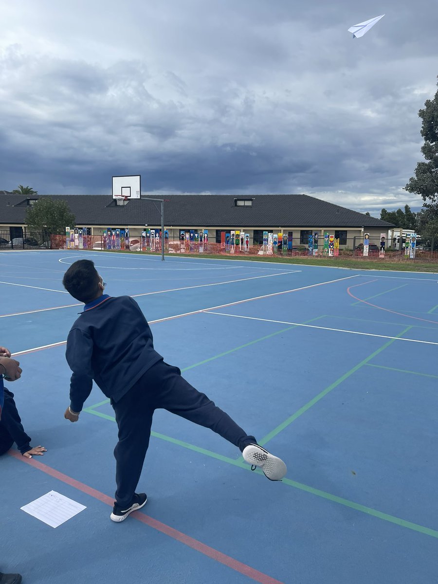 MrsLoweWheeler's tweet photo. 4F and 4A are practising using scaled measurements to measure how far our paper planes are travelling! “Mine went 8 metres but I thought it would only go 4 metres”  @Tania_Hente @MissGraue @AitkenCreekPS https://t.co/ffiq1RnGwv