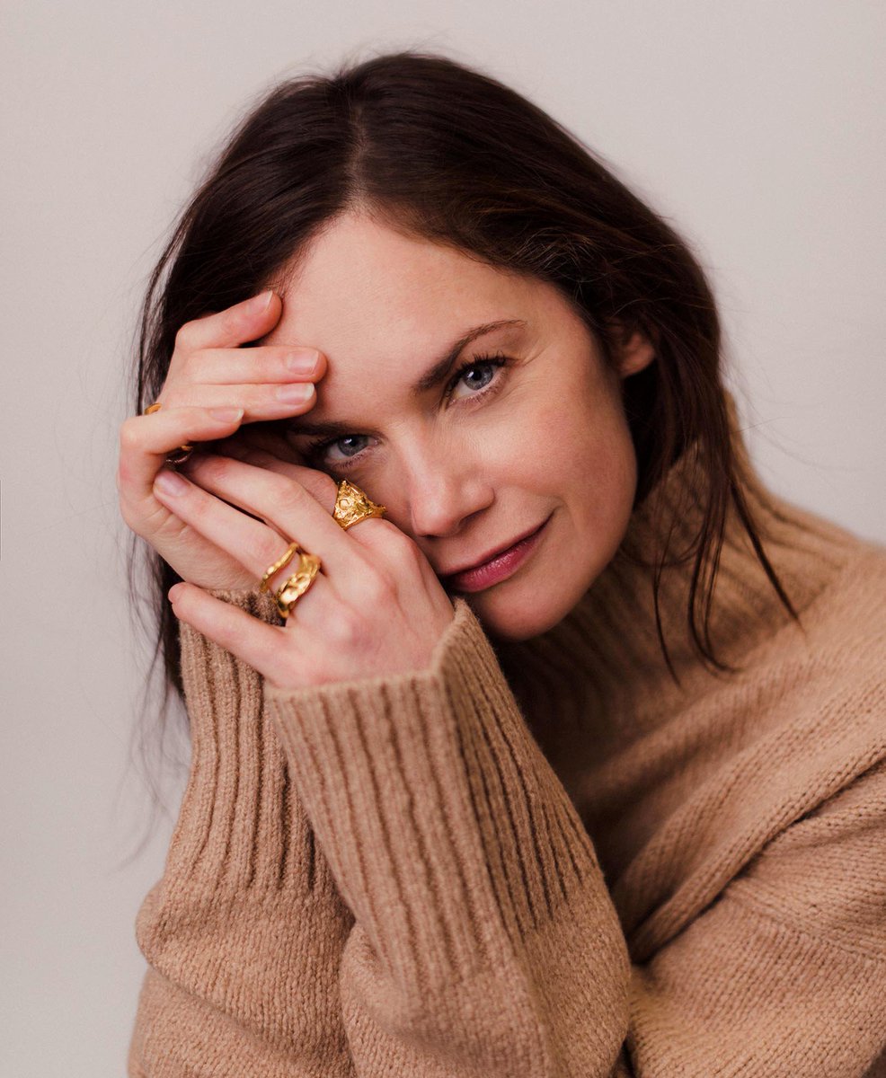 ruthwilsonposts's tweet image. Ruth Wilson photographed by Pip (2022)