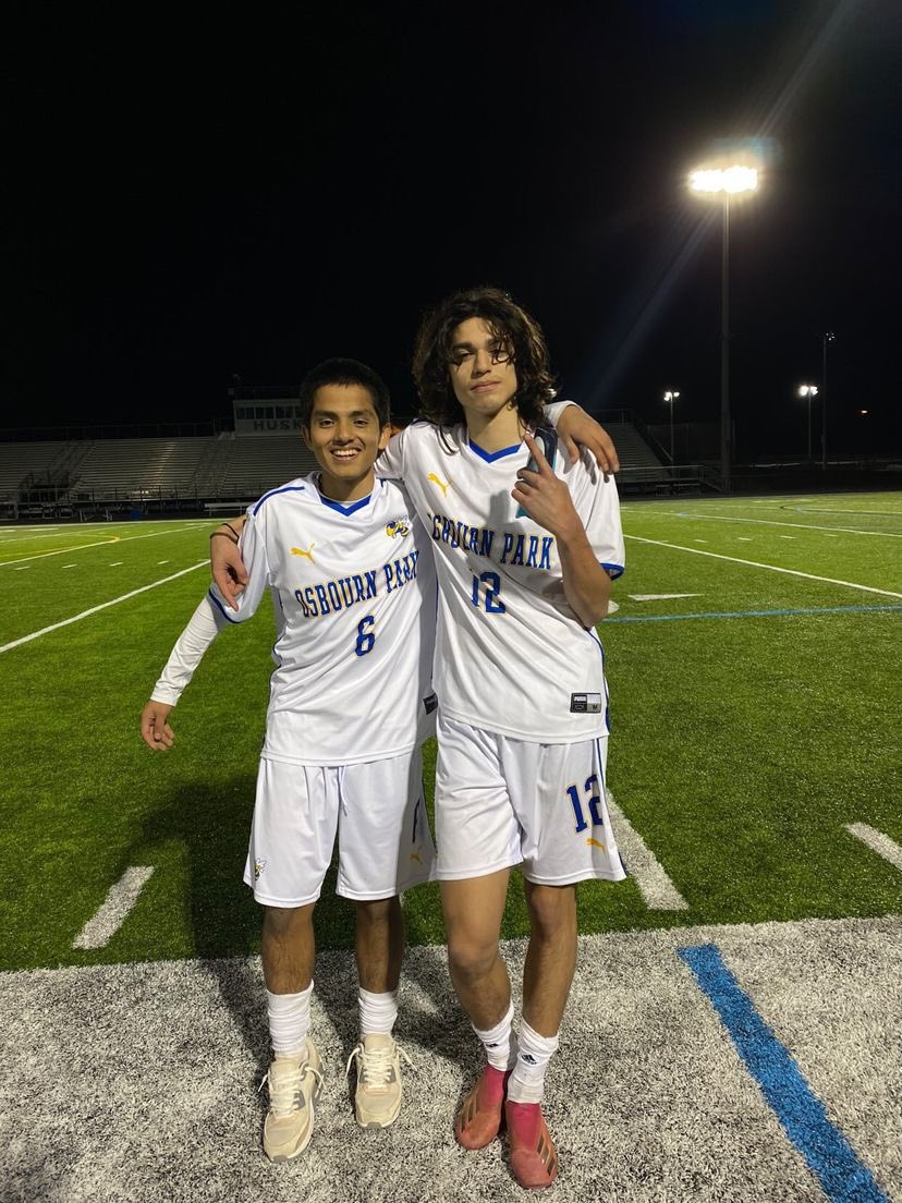 opsoccer212's tweet photo. OP VS TUSCARORAS GOAL POINTS MARCH 15 - 2-1 🐝🐝 https://t.co/U42tQDIKhS