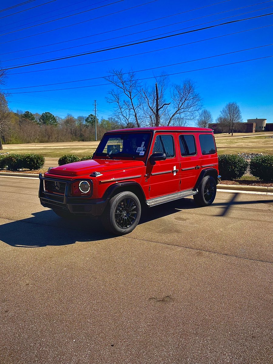 DJ_The_II's tweet photo. @MercedesBenzUSA Edition 550. 1 of 200. Available… https://t.co/ryvOhsNq4B