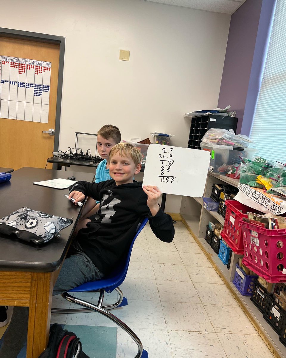 McNairMiddleSch's tweet photo. Show What You Know! Students are sharing their thinking in @rangersmms math #mustangsrun #builtdifferent #justifyyouranswer https://t.co/7z7QwZygec
