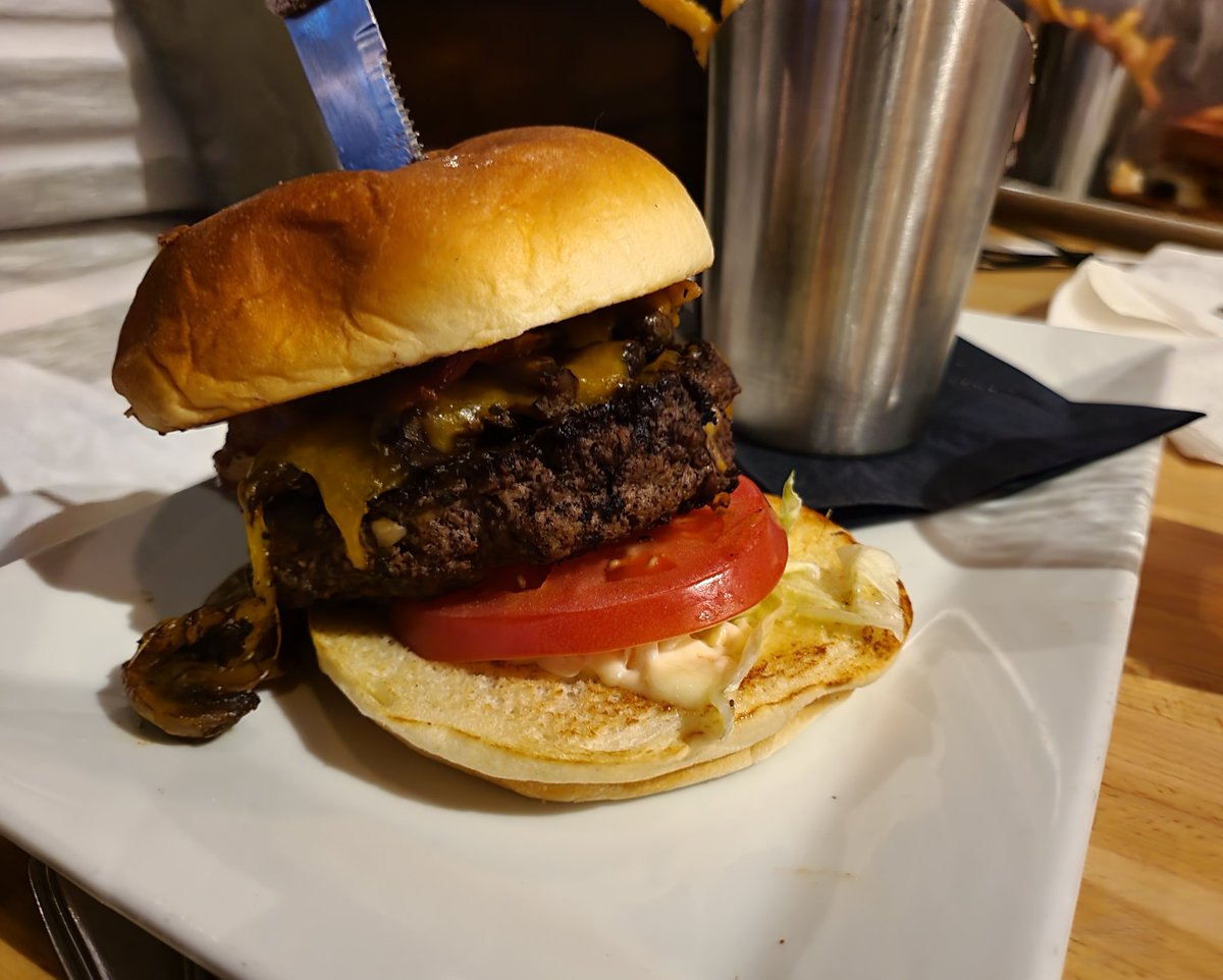 awraynor's tweet photo. Jalapeño popper chicken sandwich is just delicious with homemade potato salad. #cribbskitchen #withGalaxy #nofilter #zfold3 #TeamGalaxy https://t.co/3RNW7uZbzS