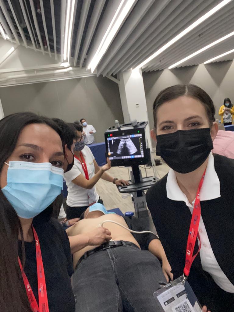 UPAndo6's tweet photo. Las Dras Reyna Huerta @DraHuerta09 y Abril Sánchez Rubio, ambas urgenciólogas en Guadalajara, hoy instructoras en nuestro Curso de #UPA como parte del #CIMU2022. Gracias por formar parte de nuestro equipo y por insonar en Latinoamérica. https://t.co/e4ygwS32fH