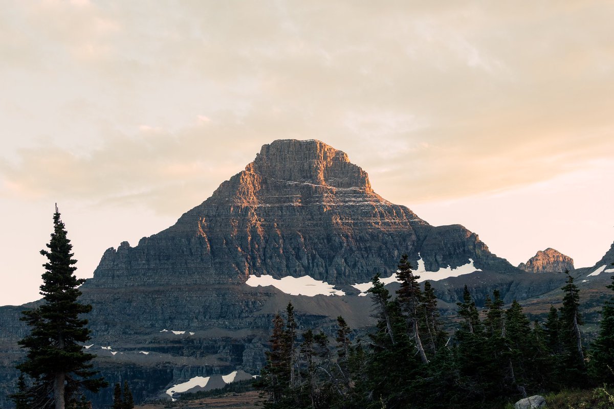 spvncer's tweet photo. ⛰ | https://t.co/6x3Ey9bBnc https://t.co/5qVZKJG8mA