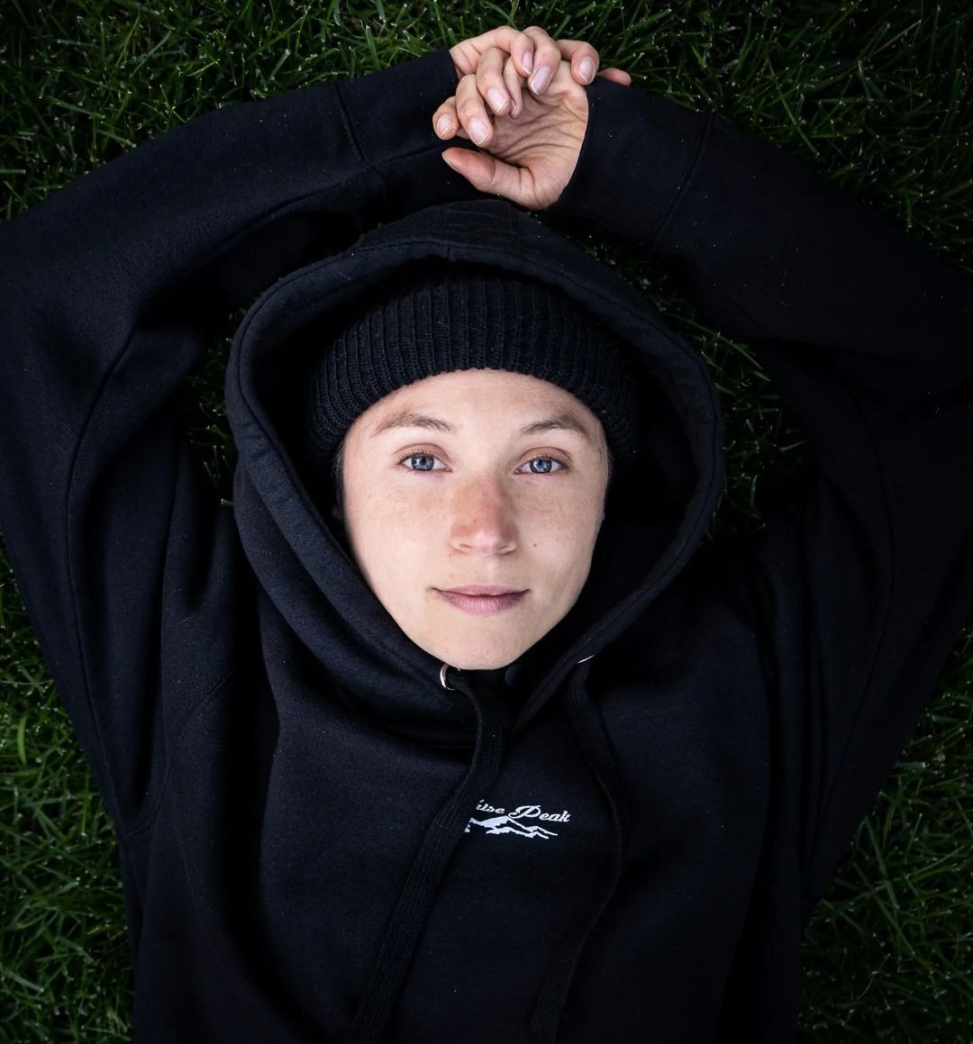 basicbeginbasic's tweet image. they and only they 💚😍

#WynonnaEarp #BringWynonnaHome #DomP_C