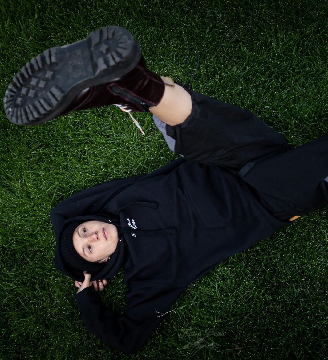 basicbeginbasic's tweet image. they and only they 💚😍

#WynonnaEarp #BringWynonnaHome #DomP_C