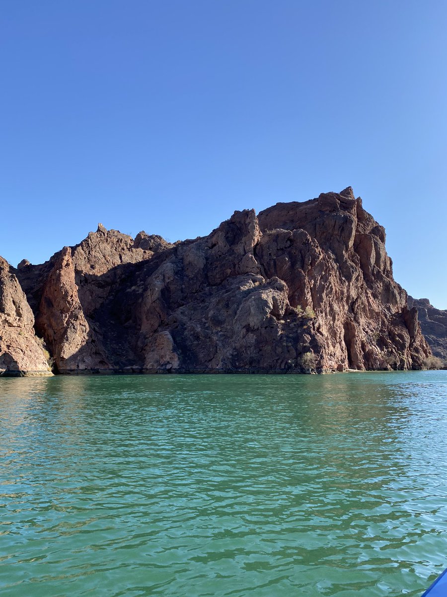 haleyepaul's tweet photo. Boat ride through @USFWSRefuges Havasu Wildlife Refuge, Topock Gorge, gorgeous. And I will admit, this Arizonan did not realize how large Lake Havasu was!! #LowerColoradoRiverTour https://t.co/BoL9vmxwZU