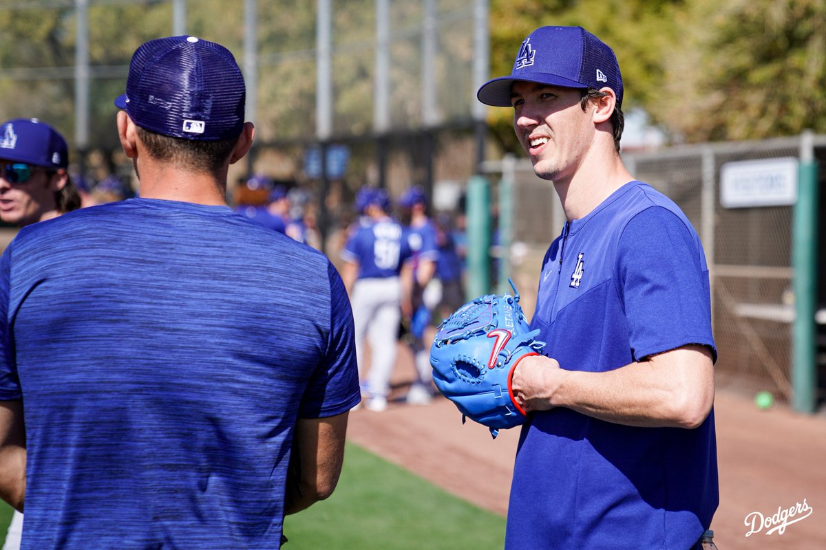 Dodgers's tweet photo. Boys in Blue. https://t.co/L78svRPf6P
