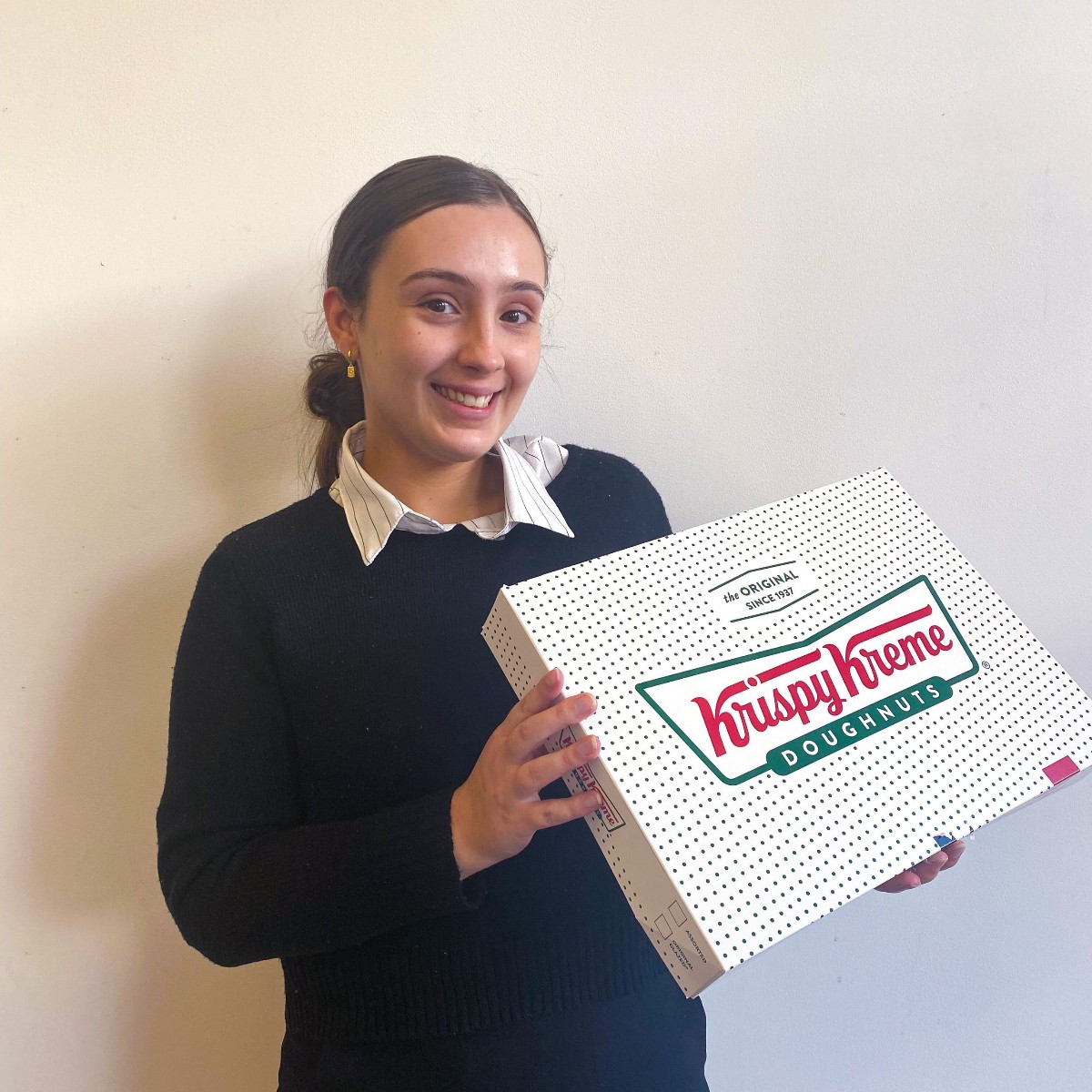 HistoryWBK's tweet photo. The Eastern Coast of Australia has had some tough times over the last few weeks, so we sold some baked goods in an effort to raise money for the clean-up. Not only did the team come together, but the @Deepend Group's businesses are matching to double our total donation. https://t.co/vRCO0djzSW