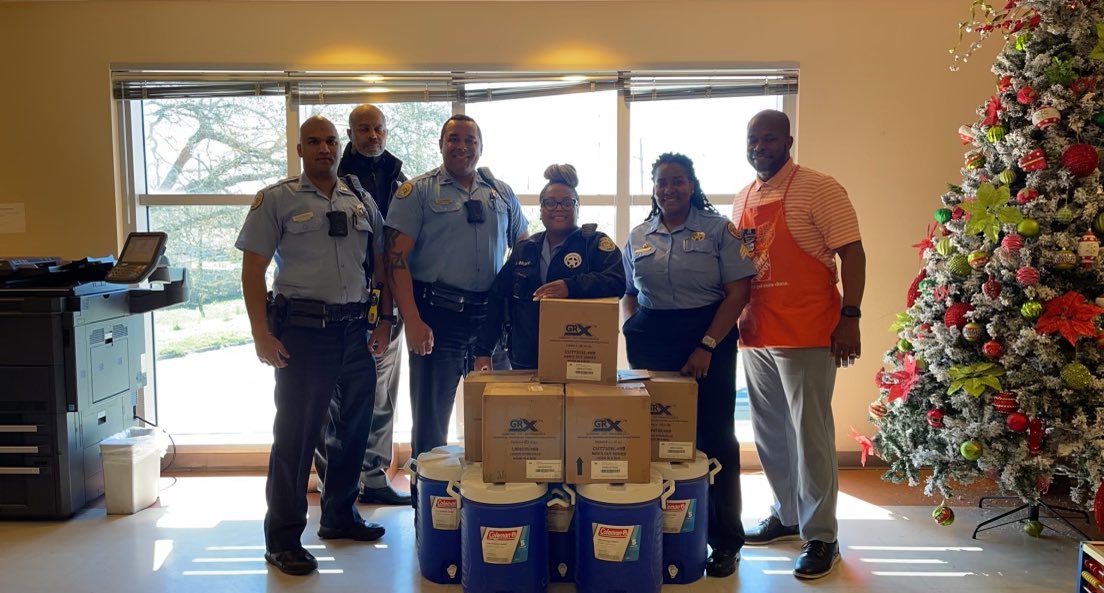 Taking care of our Community Partners at 7th District just in time for Festival Season!! Thank you NOPD for all you do to protect and serve!! #teamdepot #nopd <a href="/JamesBarger7/">Barger</a> <a href="/ChrisDurand_HD/">Chris Durand</a> @Katrina_TinNix