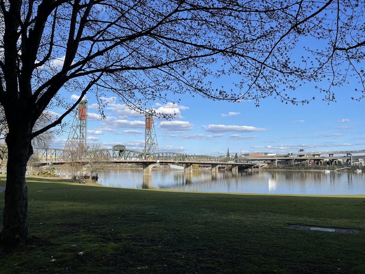 DrColteaux's tweet photo. The view from my new office building is pretty fantastic! https://t.co/O5eLndacXT
