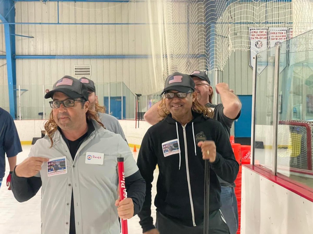 CurlingOrlando's tweet photo. We just had a local group of learners from @WyndhamHotels & they already have a favorite curler!! Hey @MattJamilton, any guesses on who it might be!? ๐ #SickFlow #GoodCurling https://t.co/2zI5raNuWC