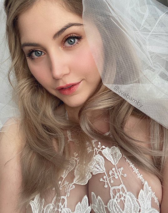 Watch Ava Bamby 💕's leaked NSFW photo on TwXstars