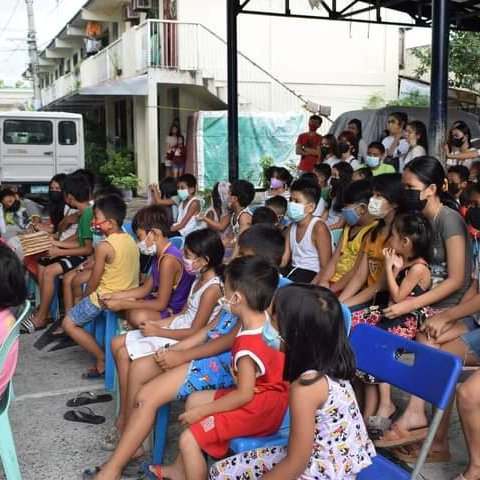 Snacklicious's tweet photo. Successful Feeding Program to Bistekville 1 Payatas

For more information please visit  our Facebook Page
https://t.co/6OYz0GElIv

#SnackWise
#SayNoToHunger
#SocialInitiativeProject
#TogetherWeWillBeatHunger https://t.co/zCQxD3U9n9