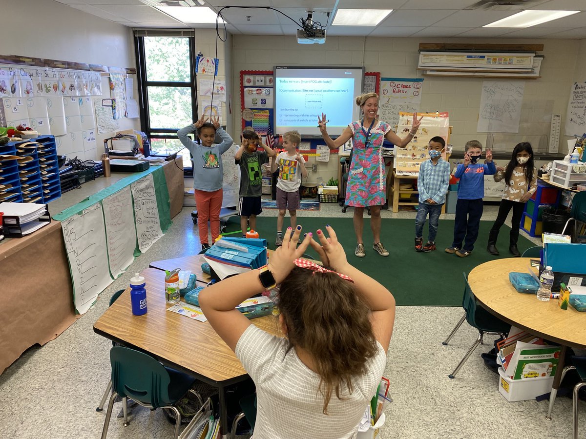 lmodonovan's tweet photo. So much to see, so much to learn!  I love that I can get in and out of classrooms daily to interact and join students and teachers in their learning! 💚@WolftrapES #APlife #blessed https://t.co/olvUyk5DKs