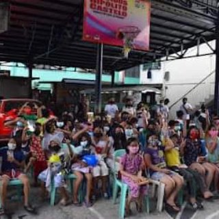 Snacklicious's tweet photo. Successful Feeding Program to Bistekville 1 Payatas

For more information please visit  our Facebook Page
https://t.co/6OYz0GElIv

#SnackWise
#SayNoToHunger
#SocialInitiativeProject
#TogetherWeWillBeatHunger https://t.co/zCQxD3U9n9