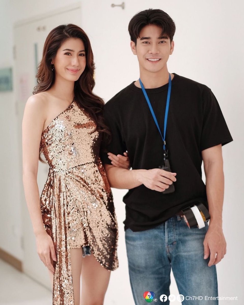 lakorn_ch7hd's tweet photo. กรี๊ดด งานคู่ #ยูพิ้งค์ มาแล้วจ้าา ฝากรอติดตามใน MV เพลง หยุดเวลาไว้ตรงนี้ได้บ่ ของต่าย อรทัย นะค้าบ 😍 #ยูพิ้งค์xหยุดเวลาไว้ตรงนี้ได้บ่
#ยูโรพิ้งค์พลอยxMVต่ายอรทัย 
 Cr.#ch7hdentertainment https://t.co/clno7yIT7s