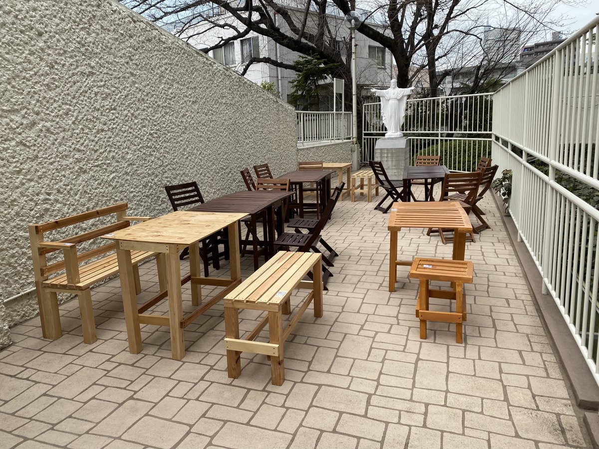Let's enjoy the sunny weather! The beautiful woodwork created by our Grade 9 Design class is a wonderful addition to our patio spaces.  Students considered how the use of our natural resources will impact the development of a sustainable future.