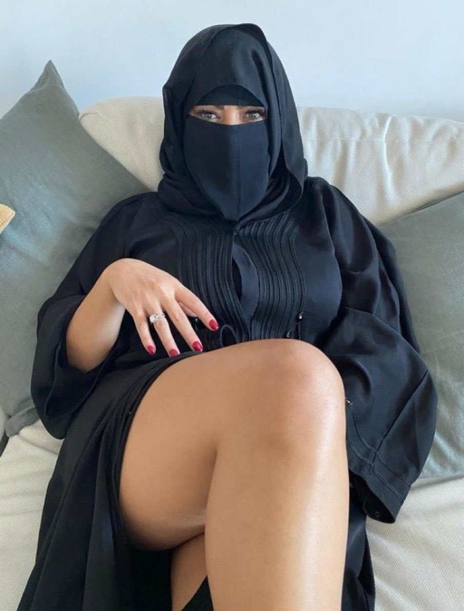 تتحرش فيها والا تحترمني وتحترم وجودي ؟ 
#بدريه