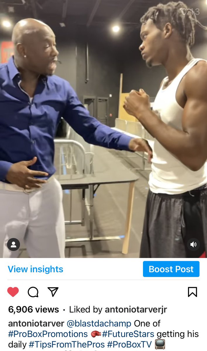 AntonioTarver's tweet photo. @blastdachamp One of #ProBoxPromotions 🥊#FutureStars getting his daily #TipsFromThePros #ProBoxTV 📺 
#TarversTake 🎥🎧🎤 “What good is having the game and not passing it along”? 🎩🪄 https://t.co/PYntr1uFB7