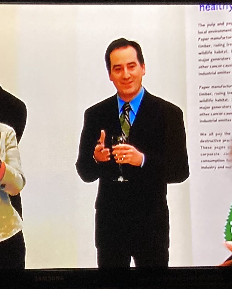 nivloc16's tweet photo. Just saw Uncle Jack @andrewfriedmans on an episode of Curb Your Enthusiasm. And his hands couldn’t have looked more fantastic!! @AlwaysSunnyFXX @TheSunnyPodcast https://t.co/nt4XJbaVUe